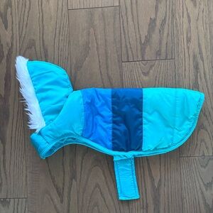 Dog jacket By Wonderland Blue Green Striped Velcro Wrap